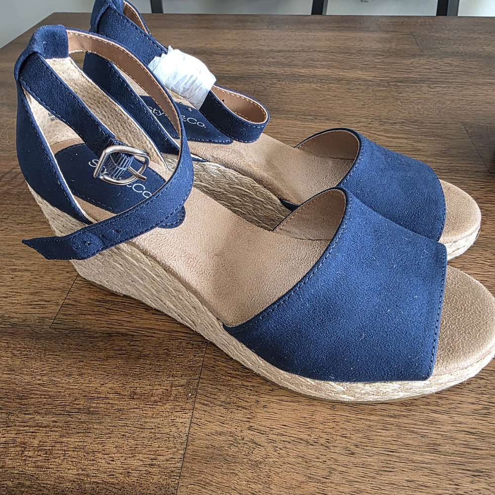 Style & Co Blue and Tan Wedges